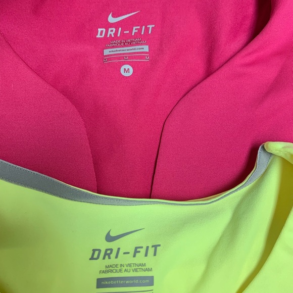 Nike 3/4 length sleeve active wear - Picture 2 of 3